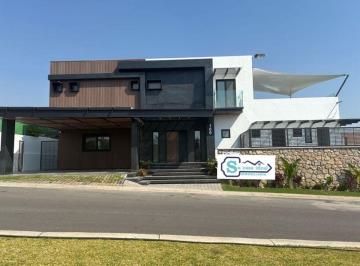 Casa de 5 habitaciones, Atlatlahucan · Excelente Casa en Venta Ubicada en Lomas de Cocoyoc