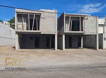 Casa · 177m² · 3 Recámaras · 2 Estacionamientos · Casa en Venta Col. Unidad Nacional