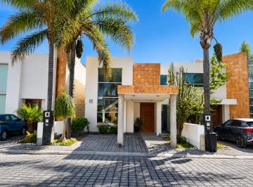 Casa en condominio de 3 habitaciones, San Pedro Cholula · Excelenta Casa en Venta en Fraccionamiento a Unos Minutos del Periferico