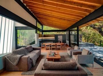 Casa de 4 habitaciones, Valle de Bravo · Valle de Bravo Preciosa Casa en Venta y Renta