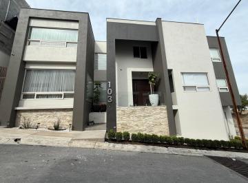 Casa · 478m² · 5 Recámaras · Casa en Renta, Cumbres Elite, Monterrey, Nuevo León. en Esquina