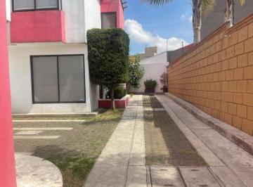 Casa en condominio de 3 habitaciones, La Magdalena Contreras · Hermosa y Amplia Casa en Condominio con Jardin en Venta 3r/3.5b/2e