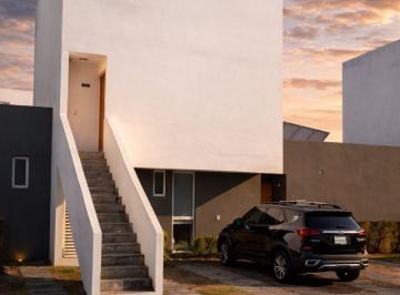 Casa · 3 Recámaras · 2 Estacionamientos · Casa en Fraccionamiento El Mirador