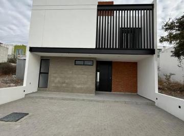Casa · 200m² · 4 Recámaras · 2 Estacionamientos · Casa en Fraccionamiento El Mirador