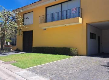 Casa en condominio · 700m² · 4 Recámaras · 7 Estacionamientos · Casa en Condominio con Alta Seguridad