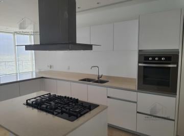 Departamento · 240m² · 3 Recámaras · 2 Estacionamientos · Imponente Departamento en Renta en Exclusivo Residencial Torre Aqua / Country Towers