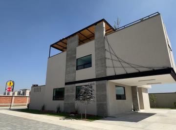 Casa en condominio de 3 habitaciones, San Mateo Atenco · Moderna Casa en Renta o Venta en San Mateo Atenco Límites con Metepec