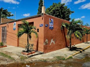Casa · 268m² · 3 Recámaras · 2 Estacionamientos · Casa en Venta en Esquina en Chichi Suárez, Mérida, Yucatán
