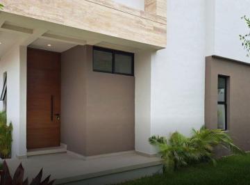 Casa de 3 habitaciones, Cancún · Casa con 3 Recámaras en Venta, 169 m² Superficie de Terreno, Rio Residencial | Cancún
