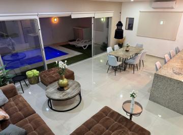 Casa de 4 habitaciones, Benito Juárez · Casa en Cancun Residencial Aqua Totalmente Amueblada y Alberca Privada Ideal Para Vivir o Invertir