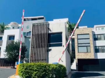 Terreno / Lote · 350m² · Terreno en Venta en San Jeronimo