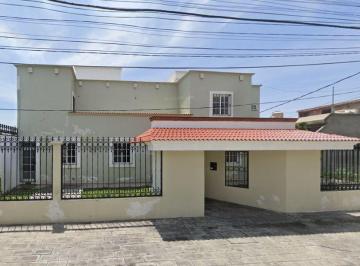 Casa de 4 habitaciones, Texcoco · Casa en Venta en Estado de México, Cerrada de Artesanos.