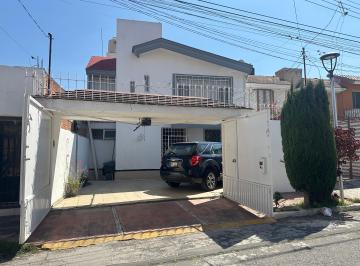 Casa de 4 habitaciones, Puebla · Casa en Venta en San José Mayorazgo