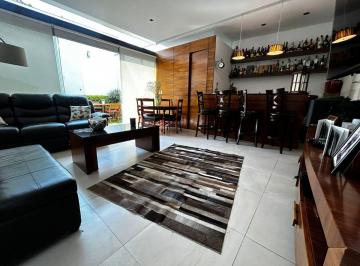 Casa de 3 habitaciones, Huixquilucan · Casa en Renta en La Herradura Amueblada y Equipada