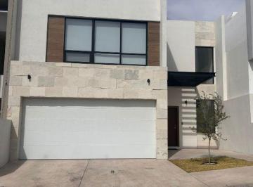 Casa de 4 habitaciones, Chihuahua · Residencia Amueblada a Estrenar Frac. Bosque Real