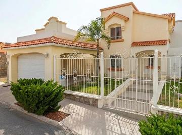 Casa de 3 habitaciones, Chihuahua · Casa en Venta en Fraccionamiento Praderas de León