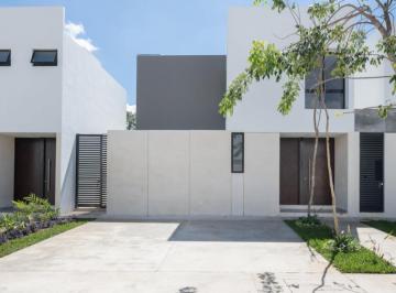 Casa de 3 habitaciones, Mérida · Casa en Venta Mérida, Privada Residencial con Amenidades Cerca de Altabrisa