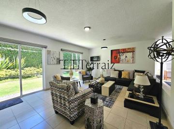 9002bed5ffd77d293065338167647171a3cd30e61ab9e51698031ff4d9e33a0f · Casa en Venta, Bosque Esmeralda