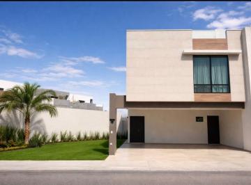 Casa de 3 habitaciones, García · Casa en Venta en Dominio Cumbres Arriba de Leones