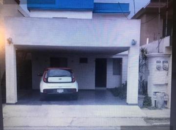 Casa · 150m² · 2 Recámaras · 1 Estacionamiento · Casa en Venta La Nogalera