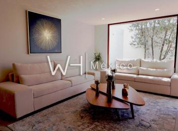 Casa · 206m² · 3 Recámaras · 3 Estacionamientos · Residencia en Venta a Una Cuadra del Parque Bicentenario, Metepec