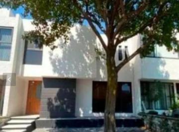 Casa en condominio de 3 habitaciones, Coyoacán · Se Vende Casa en Remate en Joyas del Pedregal