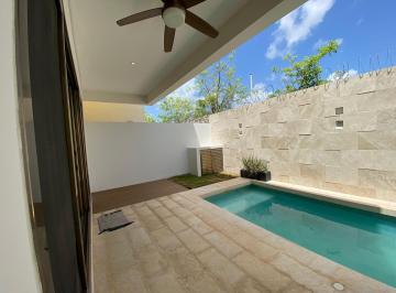 Casa · 250m² · 5 Recámaras · 2 Estacionamientos · Venta Casa 5 Rec. Res. Aqua Cancun