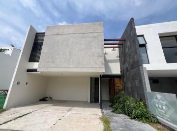 Casa de 3 habitaciones, San Andrés Cholula · Casa con 3 Recámaras en Venta en Lomas de Angelópolis Parque Colima