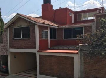 Casa en condominio de 6 habitaciones, Toluca · Casa en Venta en Toluca Sobre Paseo Matazinclas