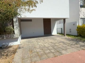 Casa de 3 habitaciones, Zapopan · Residencia de Autor en Coto 3 Solares, Zapopan, Jalisco Mexico