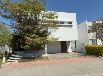 Casa de 3 habitaciones, Zapopan · Residencia de Autor en Coto 3 Solares, Zapopan, Jalisco Mexico