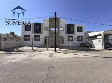 8a96a2b1c6e4d05e63354772287935676739be8814fc963fa64acf0227208404 · Edificio en Venta con 6 Departamentos Al Norte de La Ciudad