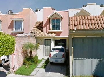 Casa de 2 habitaciones, León · Casa de Remate Eta 405 Azul Maguey San Jose El Alto León de Los Aldama Guanajuato!