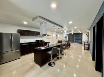 Departamento de 2 habitaciones, Puerto Vallarta · Departamento Amueblado en Renta en Fluvial Vallarta, 2 Recamaras + Alberca