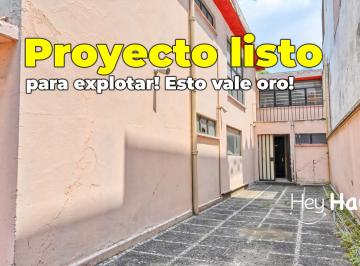 Casa de 8 habitaciones, Azcapotzalco · Casa en Venta en Clavería, Norte, Azcapotzalco