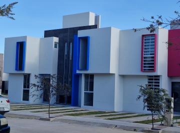 Casa de 3 habitaciones, San Luis Potosí · Casa en Privada con Amenidades