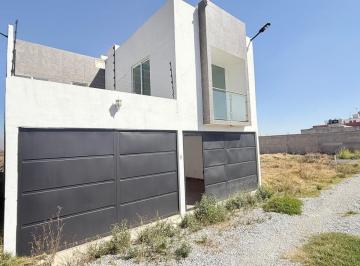 Casa de 4 habitaciones Venta MN 3,300,000 · Con Facilidades de Pagos Se Vende Amplia Casa en Metepec $3,300,000