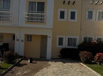 Casa de 3 habitaciones, Bahía de Banderas · Casa en Renta Sin Muebles en Altavela