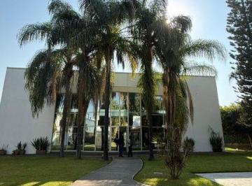 Bodega comercial · 2528m² · 15 Estacionamientos · Bodega 2,528 m² en Agua Blanca Industrial