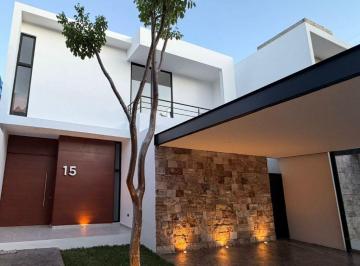 Casa de 4 habitaciones, Mérida · Casa Nueva en Privada en Santa Gertrudis Copo Merida