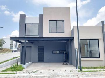 Casa · 180m² · 3 Recámaras · 2 Estacionamientos · Casa en Venta en Harás
