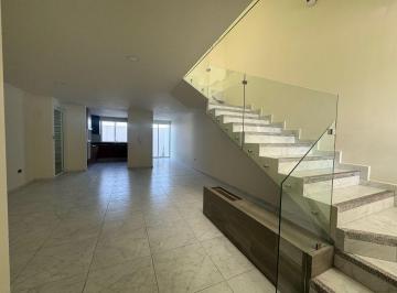 Casa · 238m² · 3 Recámaras · 2 Estacionamientos · Casa en Venta en Tlaxcalancingo