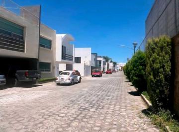 Casa · 179m² · 3 Recámaras · 2 Estacionamientos · Casa en Venta en Cuautlancingo
