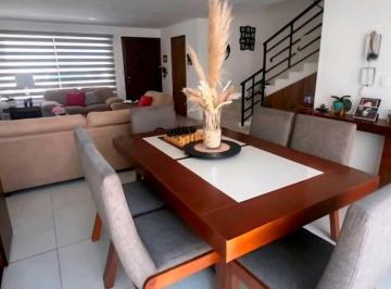 Casa · 166m² · 3 Recámaras · 2 Estacionamientos · Casa en Venta en Cuautlancingo