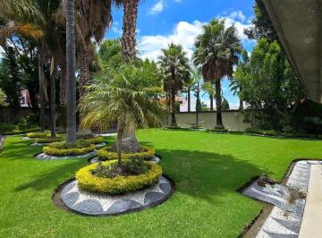 Casa · 976m² · 3 Recámaras · 4 Estacionamientos · Casa en Venta en Campestre Paraiso Zona Zavaleta