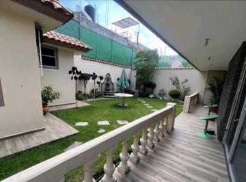 Casa · 400m² · 4 Recámaras · 4 Estacionamientos · Casa en Venta en Zona Amalucan