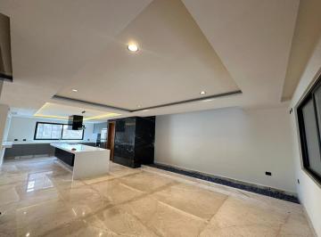 Casa · 567m² · 4 Recámaras · 3 Estacionamientos · Casa en Venta en Lomas de Angelópolis II