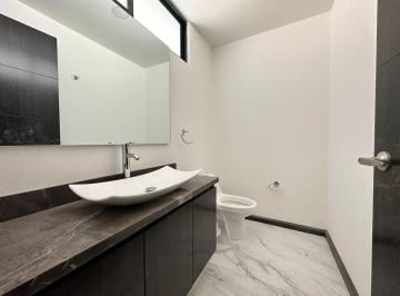 Casa · 289m² · 3 Recámaras · 2 Estacionamientos · Casa en Venta en Parque Campeche, Lomas de Angelópolis III
