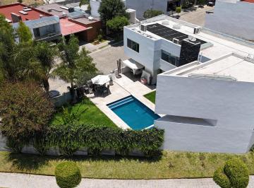 Casa · 499m² · 5 Recámaras · 3 Estacionamientos · Casa en Venta en Lomas de Angelópolis II