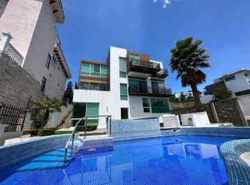 Casa · 535m² · 4 Recámaras · 3 Estacionamientos · Casa en Venta en La Calera